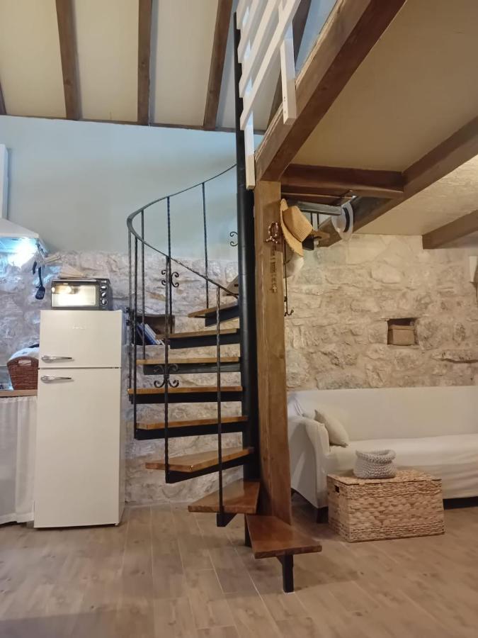 Holiday Home Mimara Korusce Ngoại thất bức ảnh
